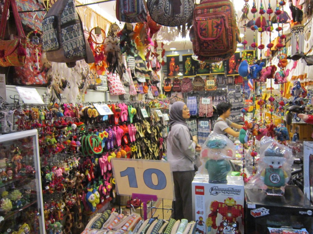 Asiatique The Riverfront - Chatuchak Market: The World's Largest ...