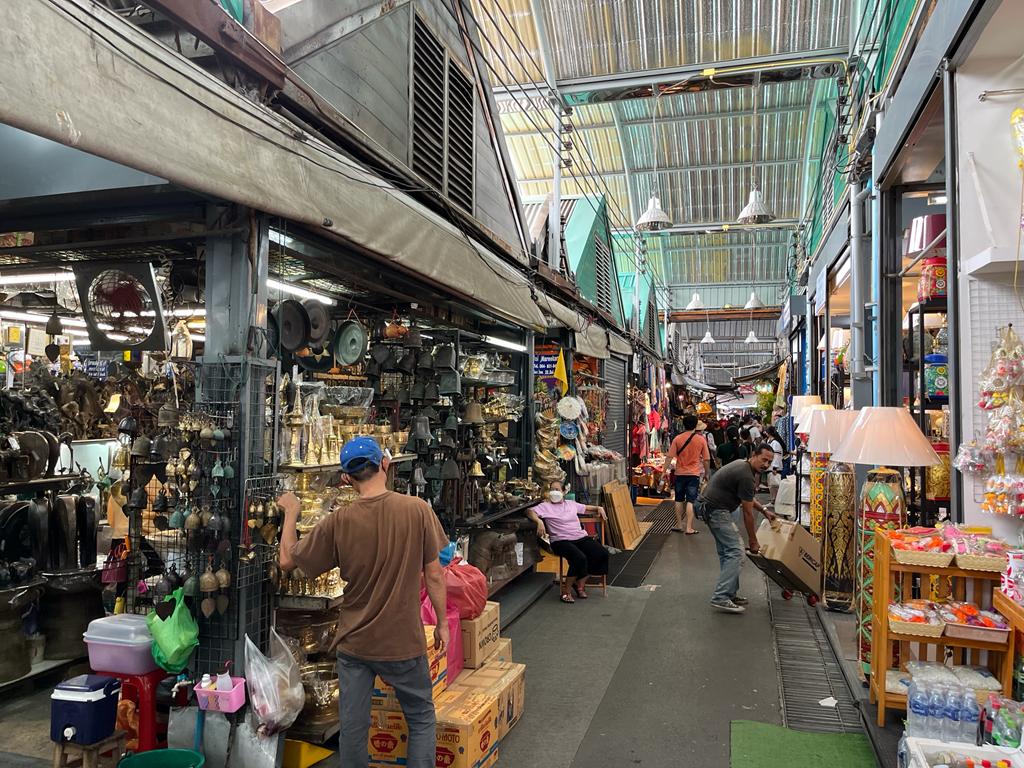 How To Survive Chatuchak Market in Bangkok